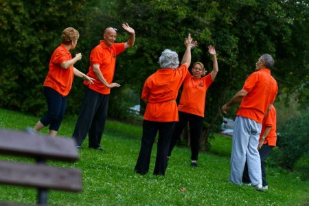 tai chi - gyakorl�s a szabadban Kazincbarcika 2014