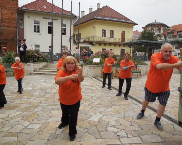 tai chi - Harmnia napja 2014 Miskolc - Szinva terasz