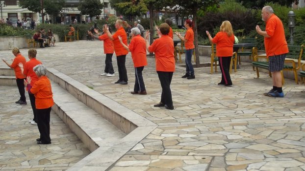 tai chi - Harmnia napja 2014 Miskolc - Szinva terasz