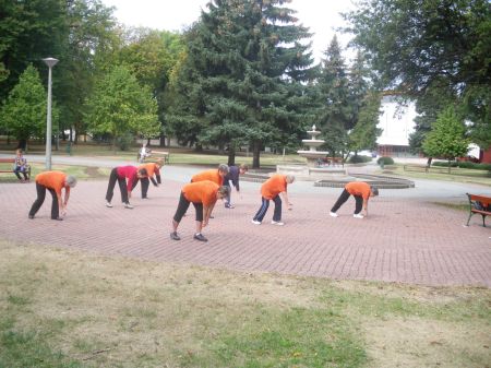 tai chi - gyakorl�s a szabadban 2012